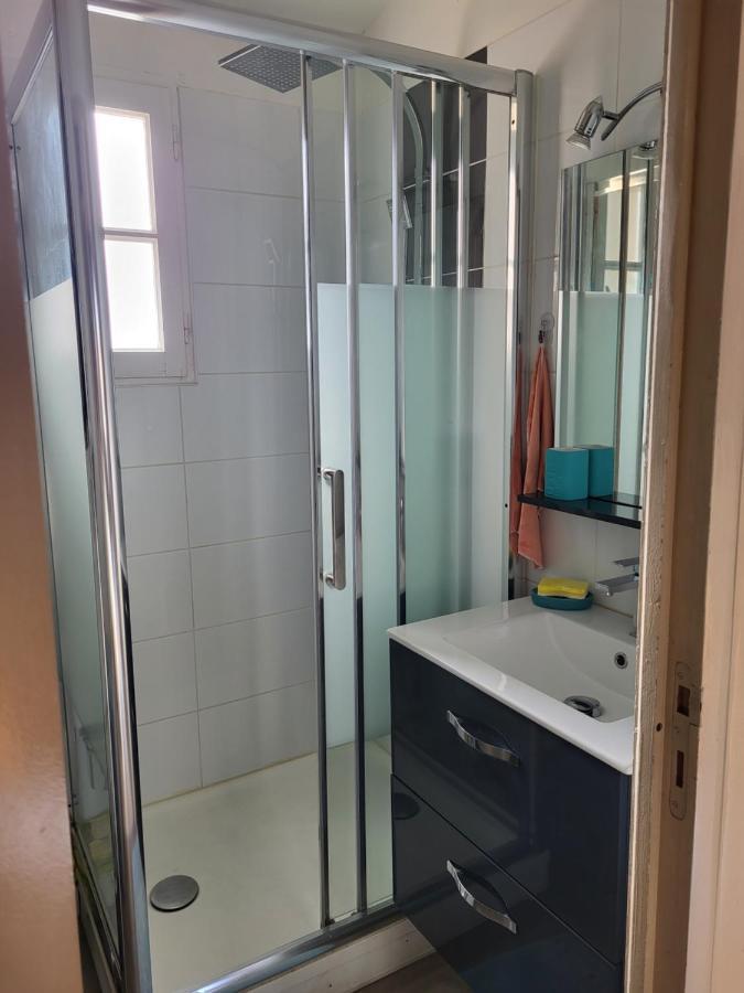 Villa Aux Capellans Sur La Marina Pour 4 Personnes - Vue Marina - Parking - Plage A 5 Min A Pied Saint-Cyprien Kültér fotó